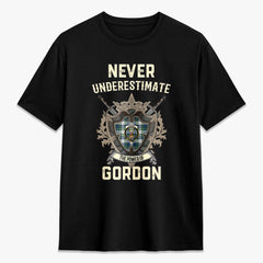 Gordon Dress Ancient Tartan Crest 2D T-shirt - Never Underestimate Style