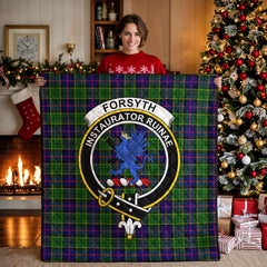 Forsyth Modern Tartan Crest Quilt