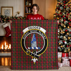 Geddes Tartan Crest Quilt