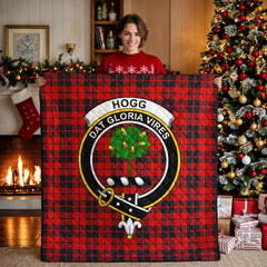 Hogg Tartan Crest Quilt