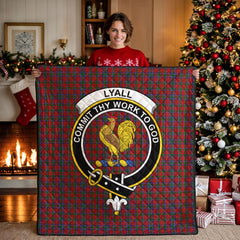Lyall Tartan Crest Quilt
