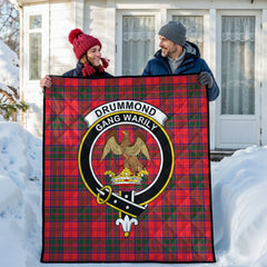 Drummond Modern Tartan Crest Quilt