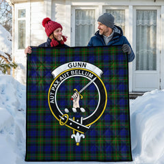 Gunn Modern Tartan Crest Quilt