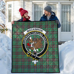 MacKinnon Hunting Ancient Tartan Crest Quilt