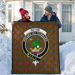 Seton Hunting Modern Tartan Crest Quilt