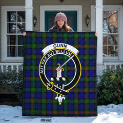 Gunn Modern Tartan Crest Quilt