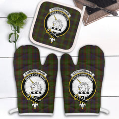 Cunningham Hunting Modern Tartan Crest Oven Mitt And Pot Holder (2 Oven Mitts + 1 Pot Holder)