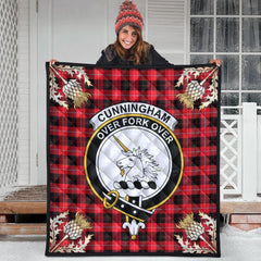 Cunningham Modern Tartan Crest Premium Quilt - Gold Thistle Style