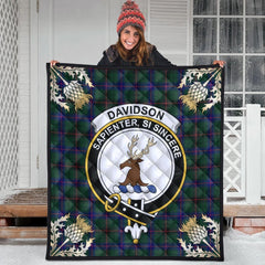 Davidson Modern Tartan Crest Premium Quilt - Gold Thistle Style