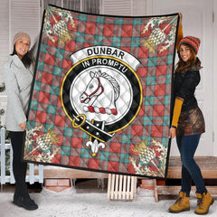 Dunbar Ancient Tartan Crest Premium Quilt - Gold Thistle Style