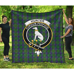 Hunter of Hunterston Tartan Crest Quilt