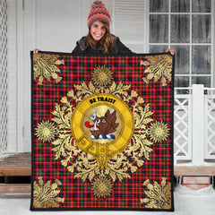 Innes Modern Tartan Crest Premium Quilt - Gold Thistle Style