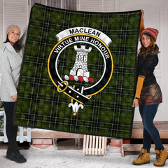 MacLean Hunting Tartan Crest Quilt