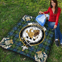 Newlands of Lauriston Tartan Crest Premium Quilt - Gold Thistle Style