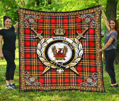 MacGill Modern Tartan Crest Premium Quilt - Celtic Thistle Style