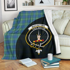 MacIntyre Hunting Ancient Tartan Crest Blanket Wave Style