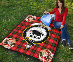 Nisbet Modern Tartan Crest Quilt - Gold Thistle Style SP