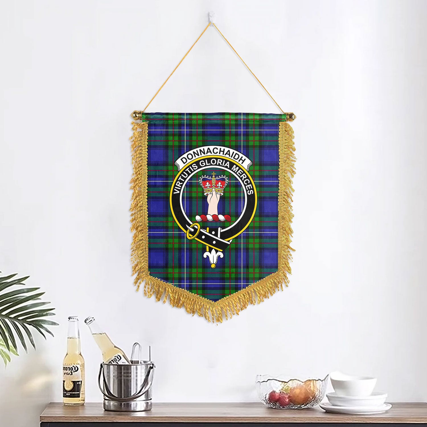 Donnachaidh Tartan Crest Wall Hanging Banner