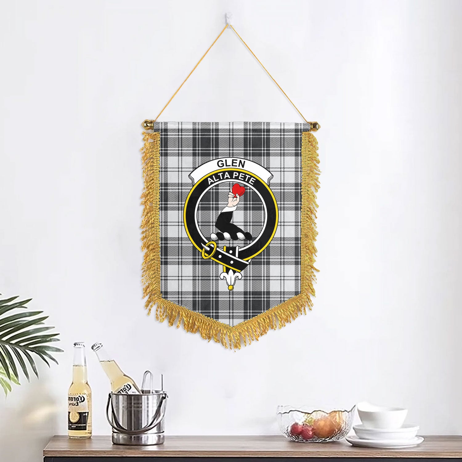 Glen Tartan Crest Wall Hanging Banner