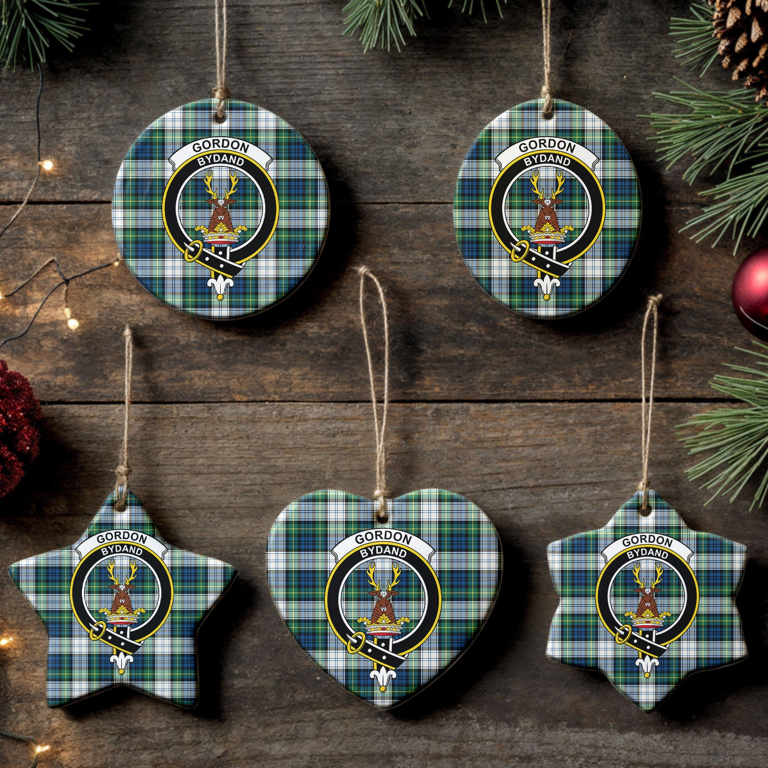 Gordon Dress Ancient Tartan Crest Christmas Ceramic Ornament