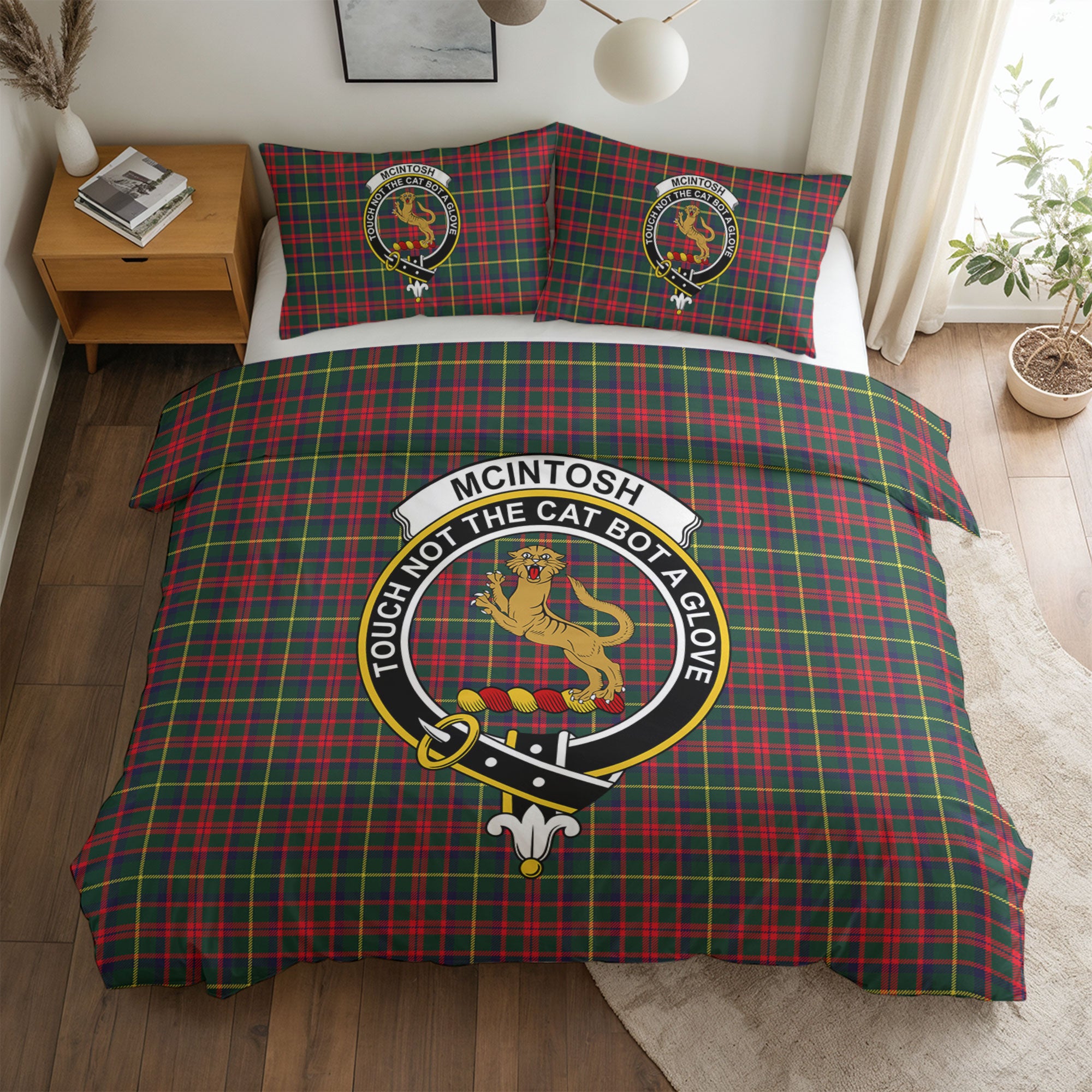 McIntosh Hunting Modern Tartan Crest Bedding Set