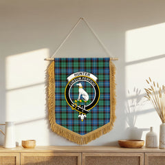 Hunter Ancient Tartan Crest Wall Hanging Banner - Wood Pole