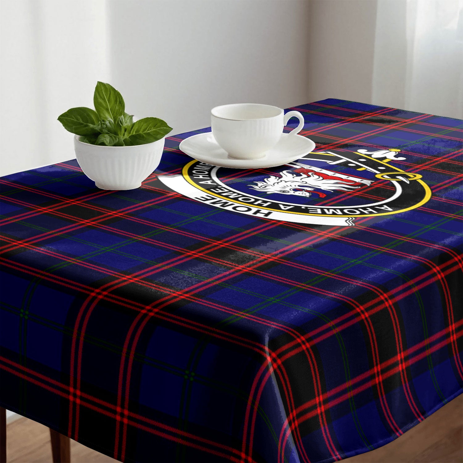 Home Modern Tartan Crest Tablecloth