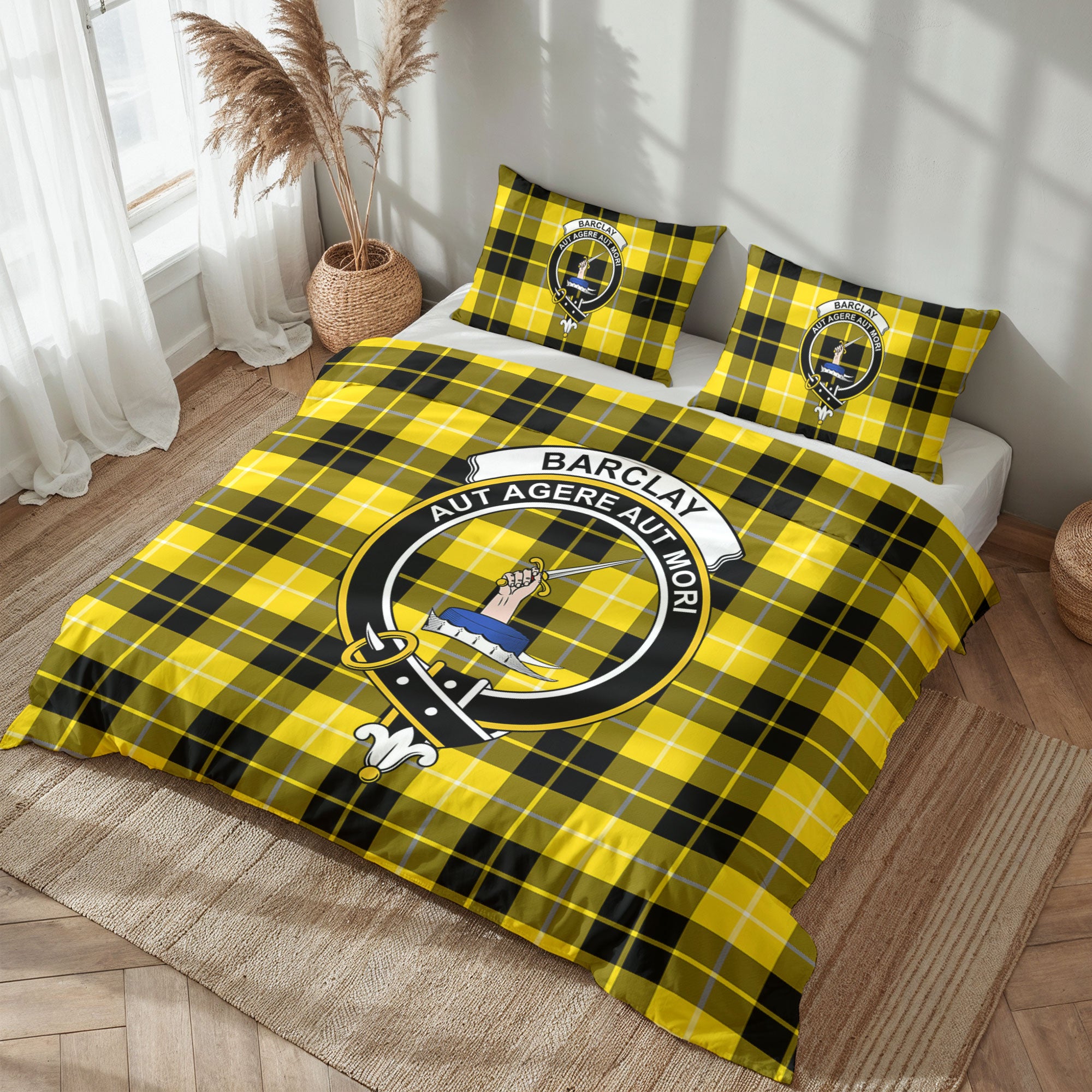 Barclay Dress Modern Tartan Crest Bedding Set