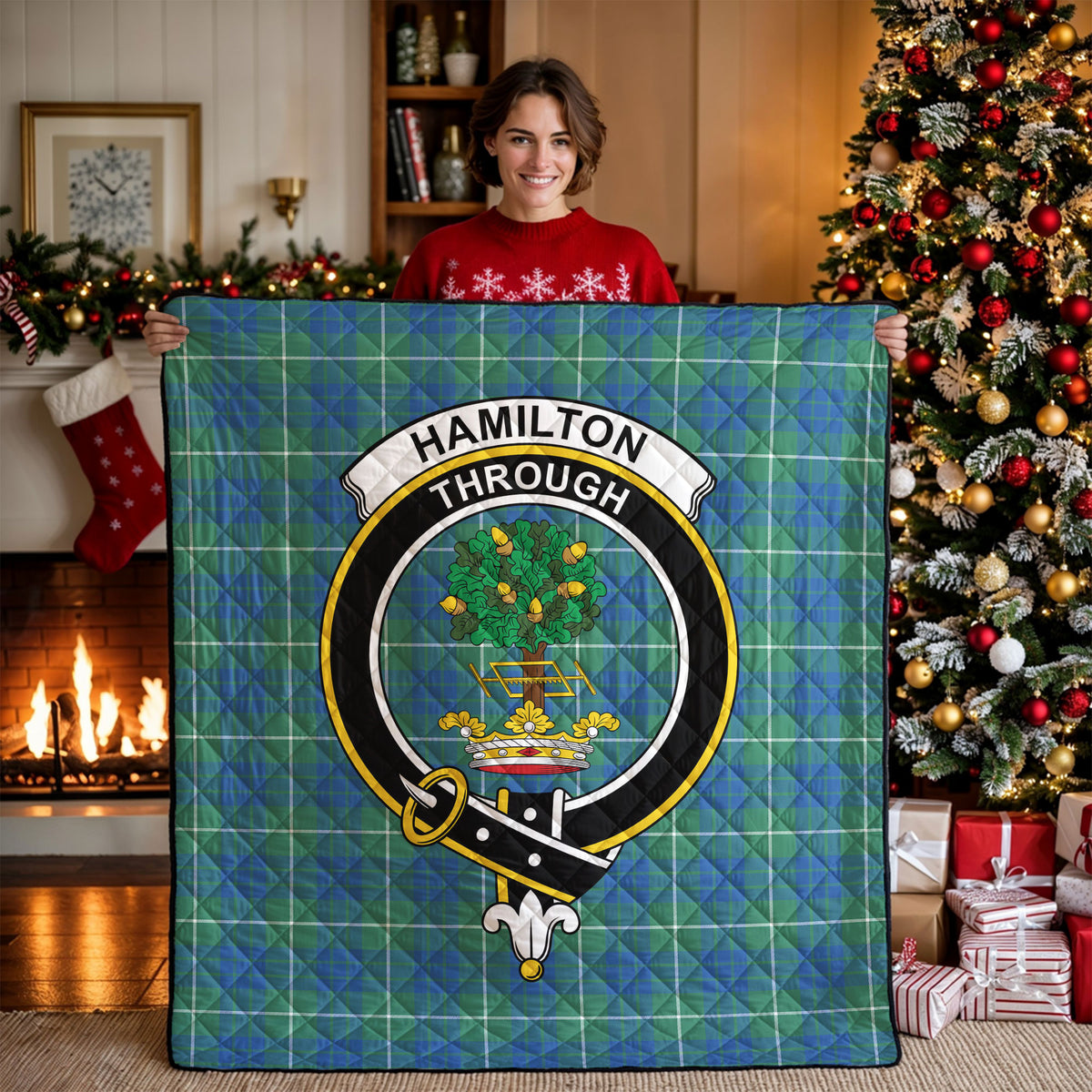 Hamilton Hunting Ancient Tartan Crest Quilt