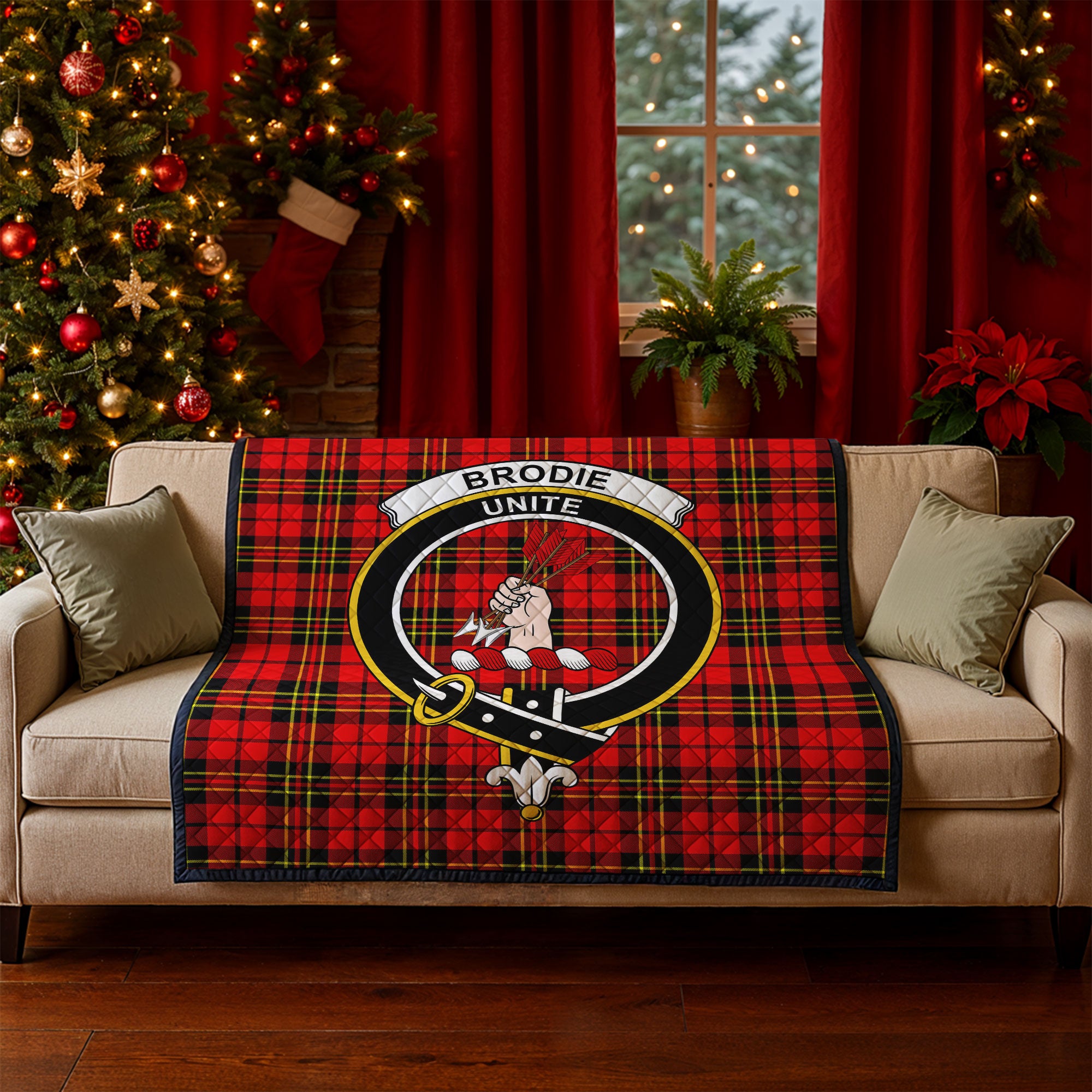 Brodie Modern Tartan Crest Quilt