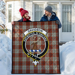 Davidson Dress Dancers Tartan Crest Quilt