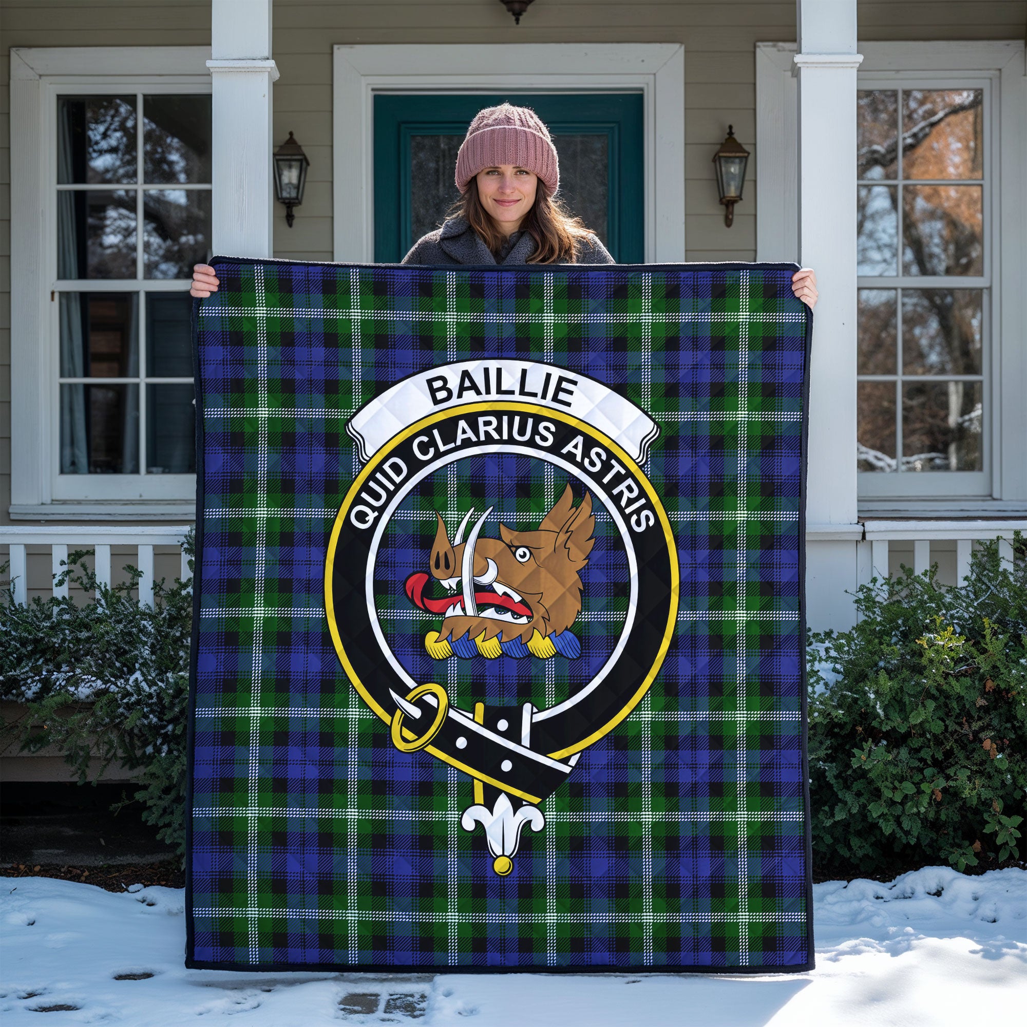 Baillie Modern Tartan Crest Quilt