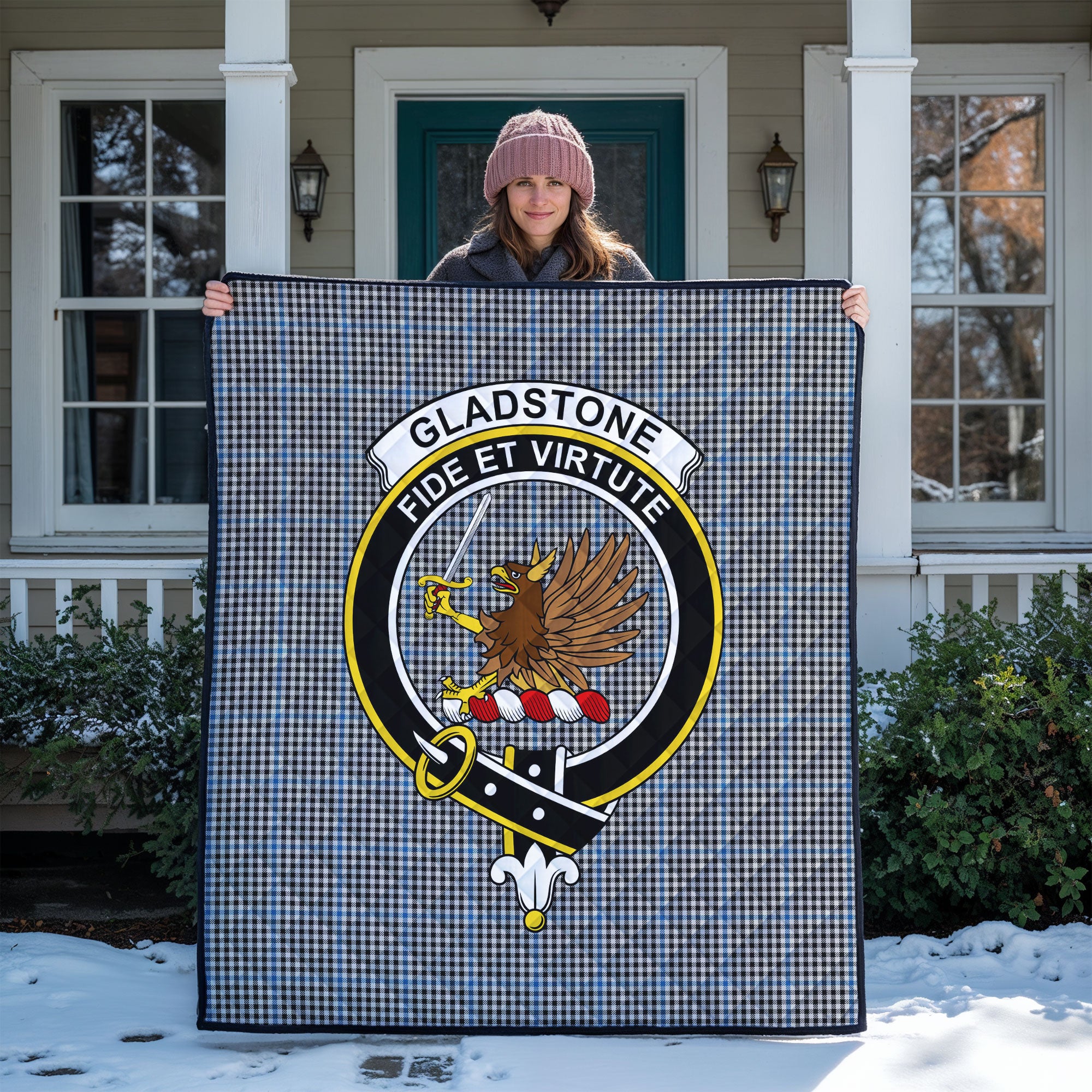 Gladstone Tartan Crest Quilt
