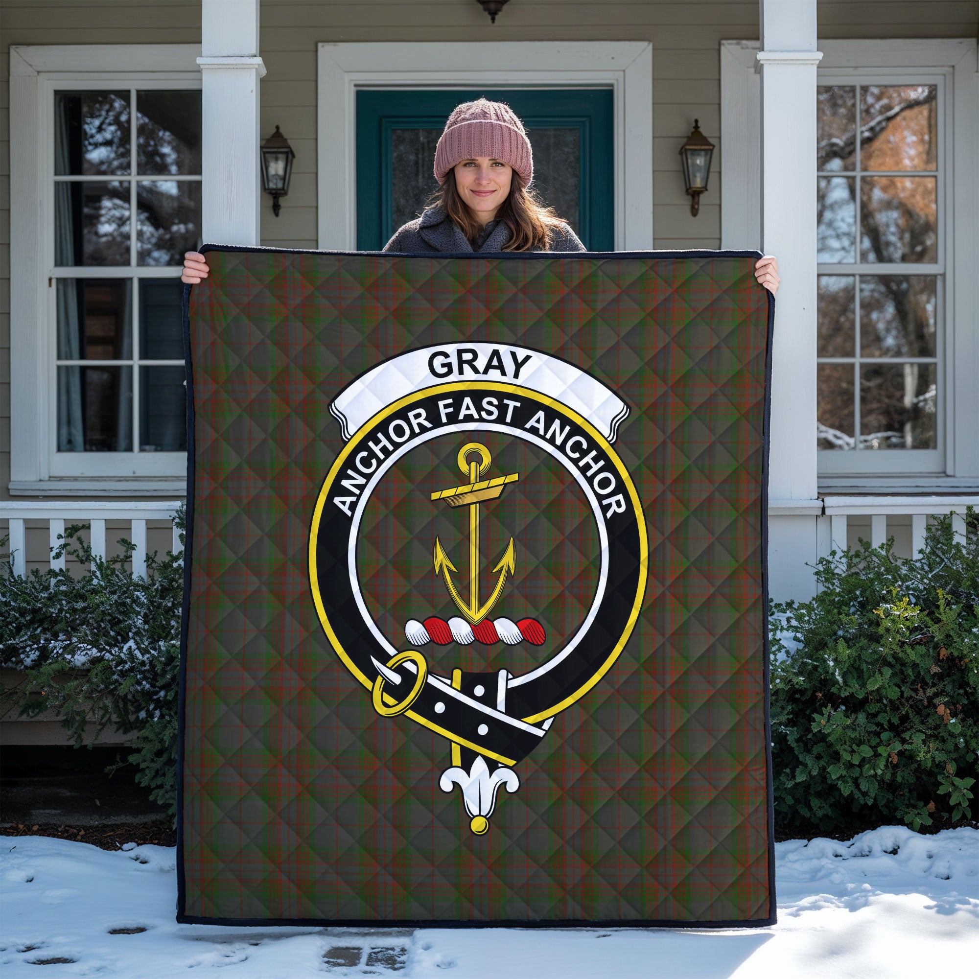 Gray Tartan Crest Quilt
