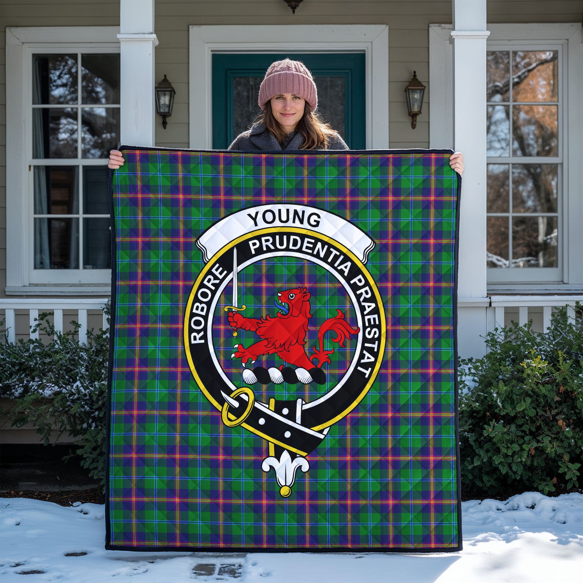 Young Modern Tartan Crest Quilt