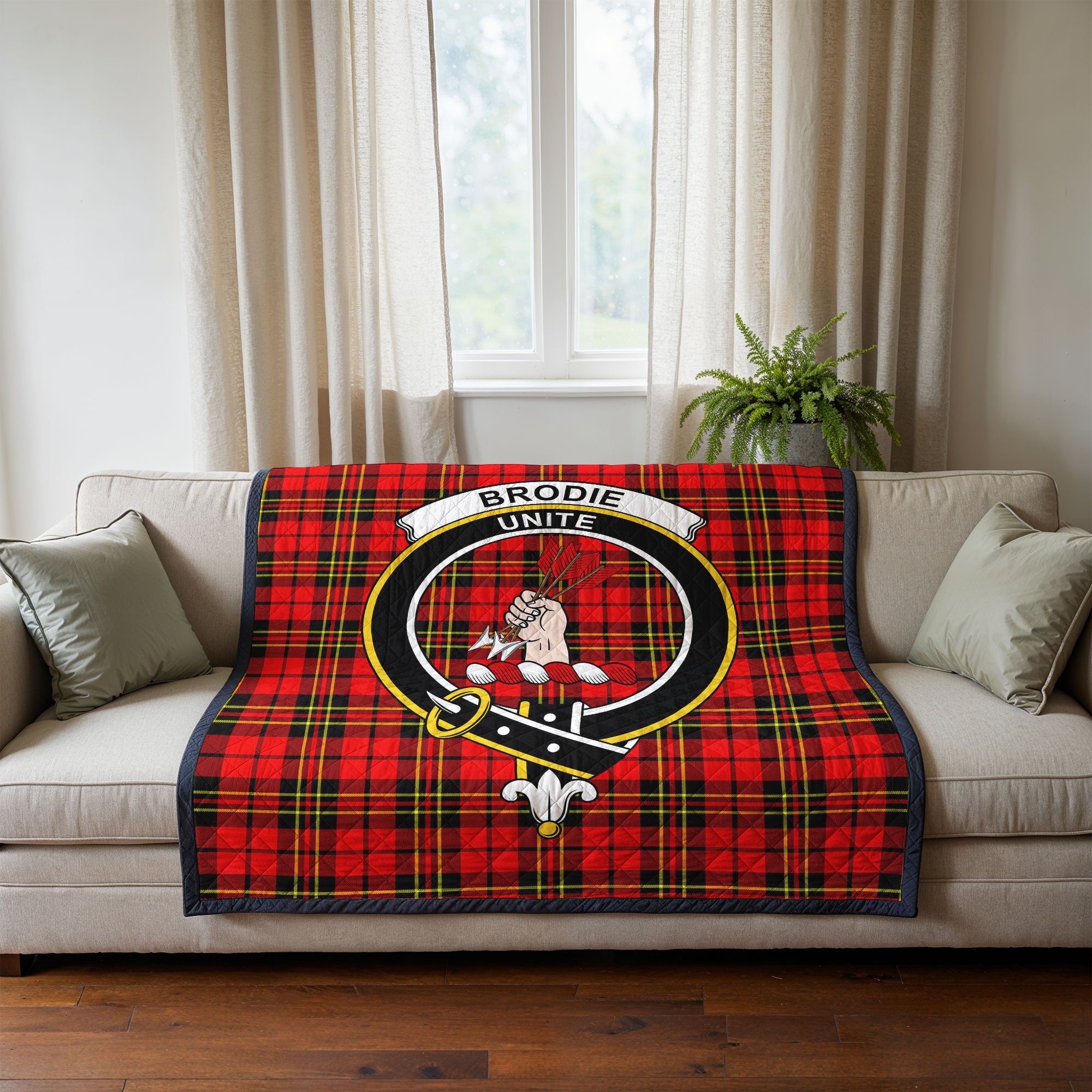 Brodie Modern Tartan Crest Quilt