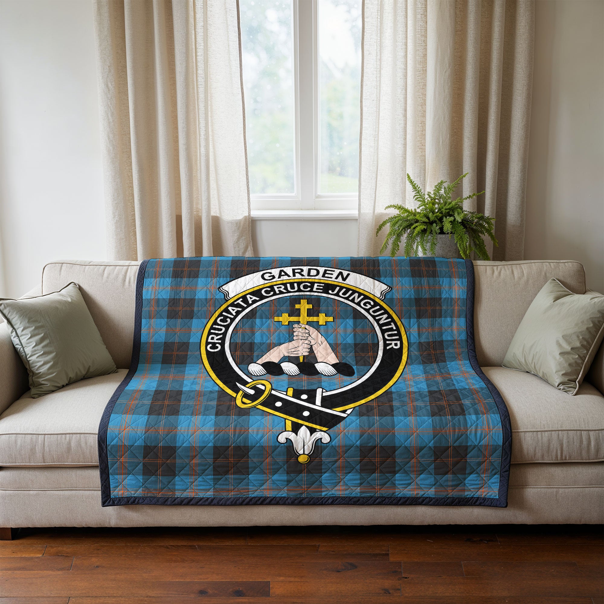Garden Tartan Crest Quilt