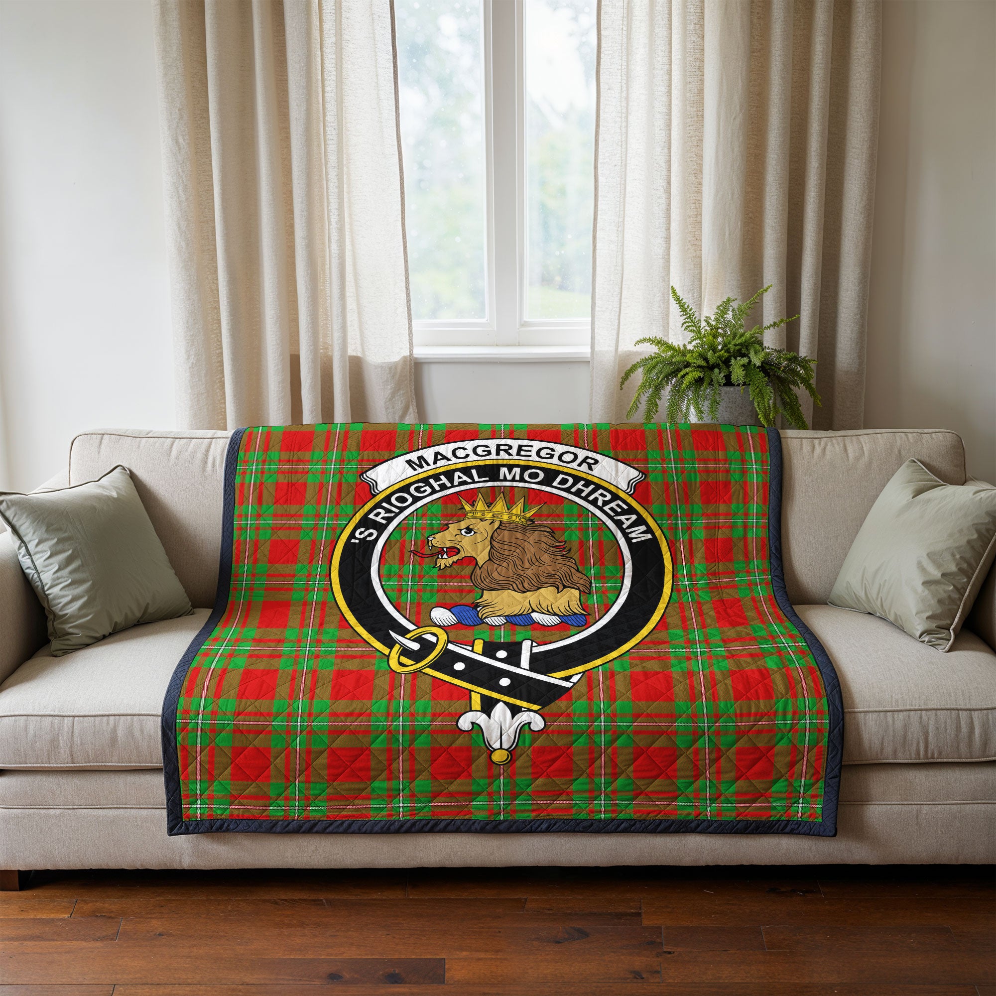 MacGregor Modern Tartan Crest Quilt