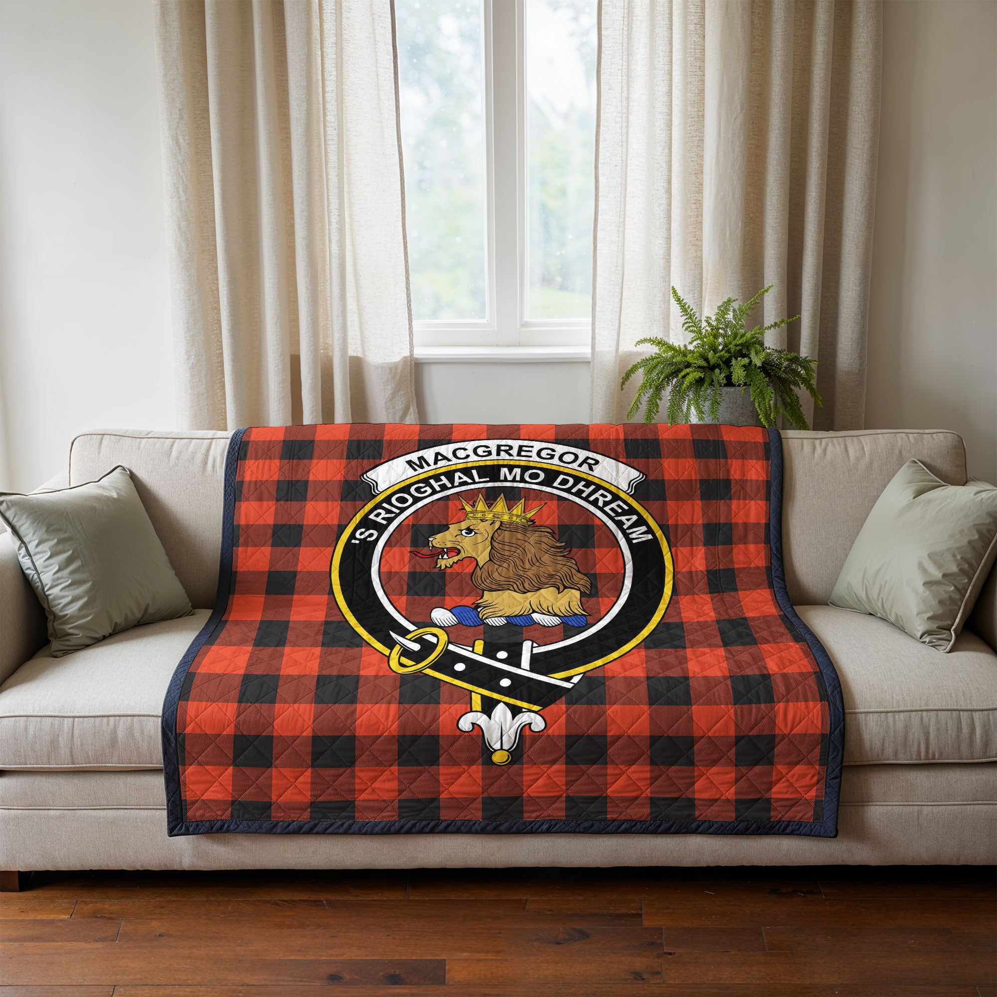 MacGregor Rob Roy Ancient Tartan Crest Quilt