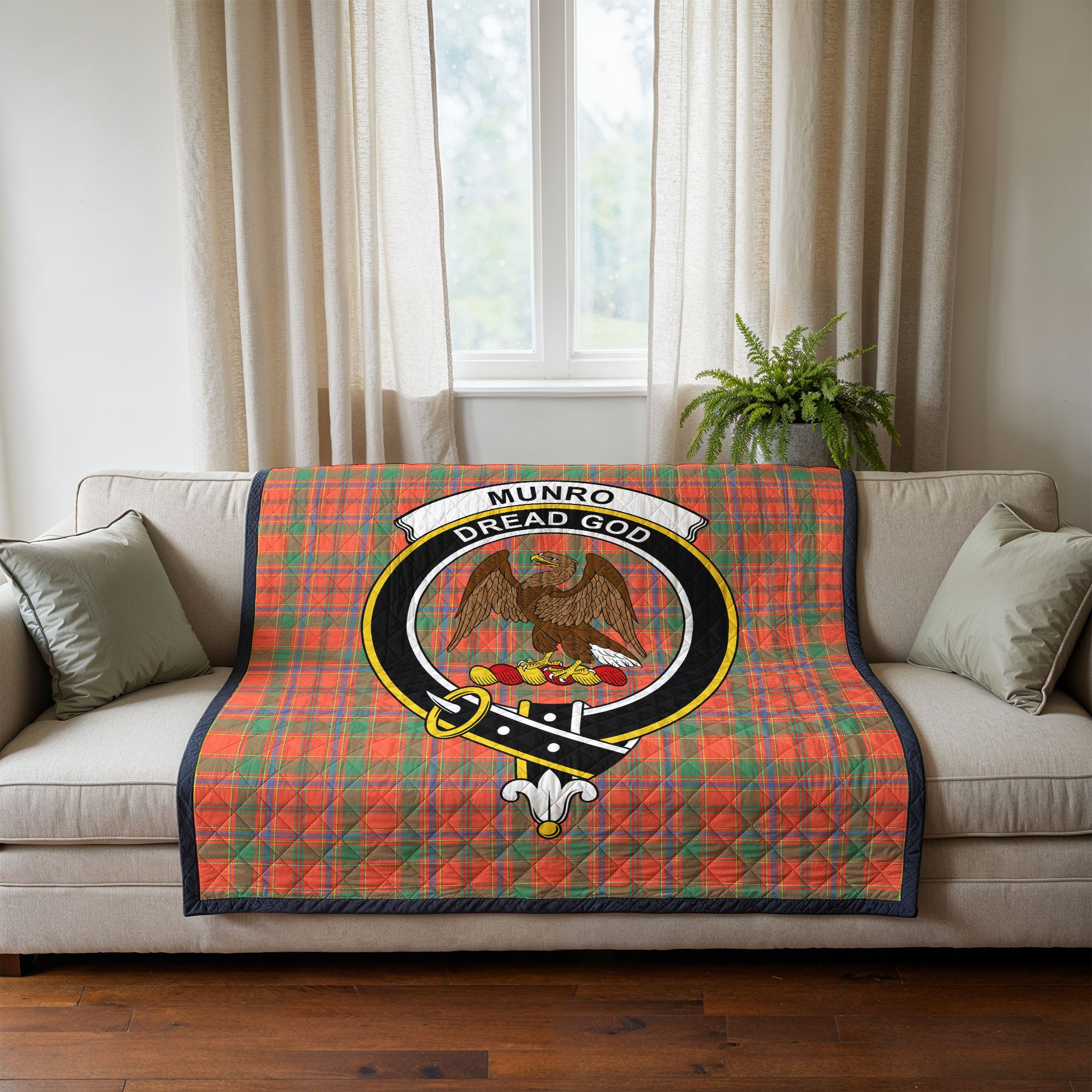 Munro Ancient Tartan Crest Quilt