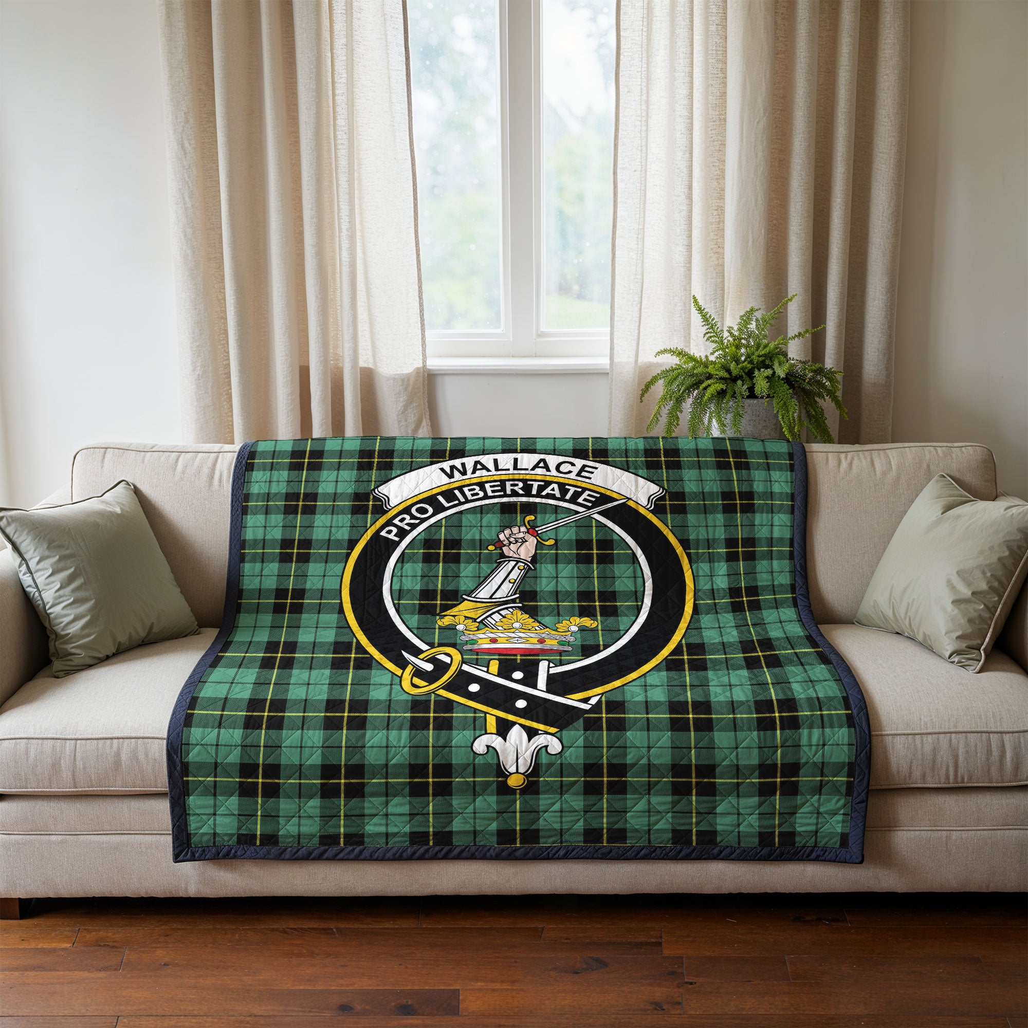 Wallace Hunting Ancient Tartan Crest Quilt