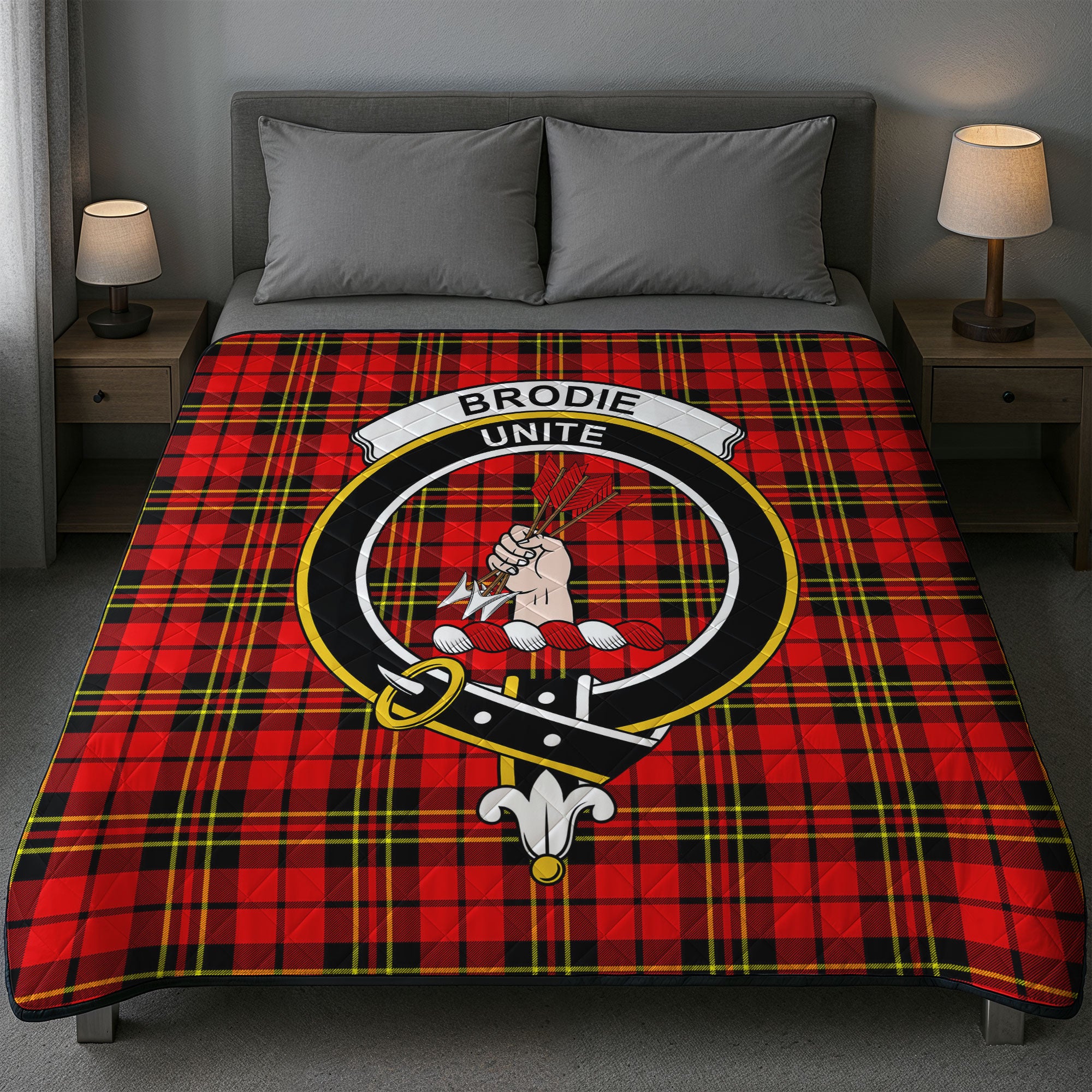 Brodie Modern Tartan Crest Quilt