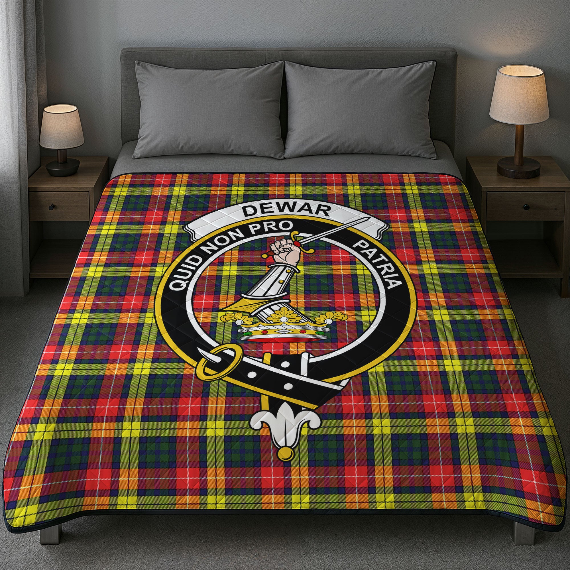 Dewar Tartan Crest Quilt