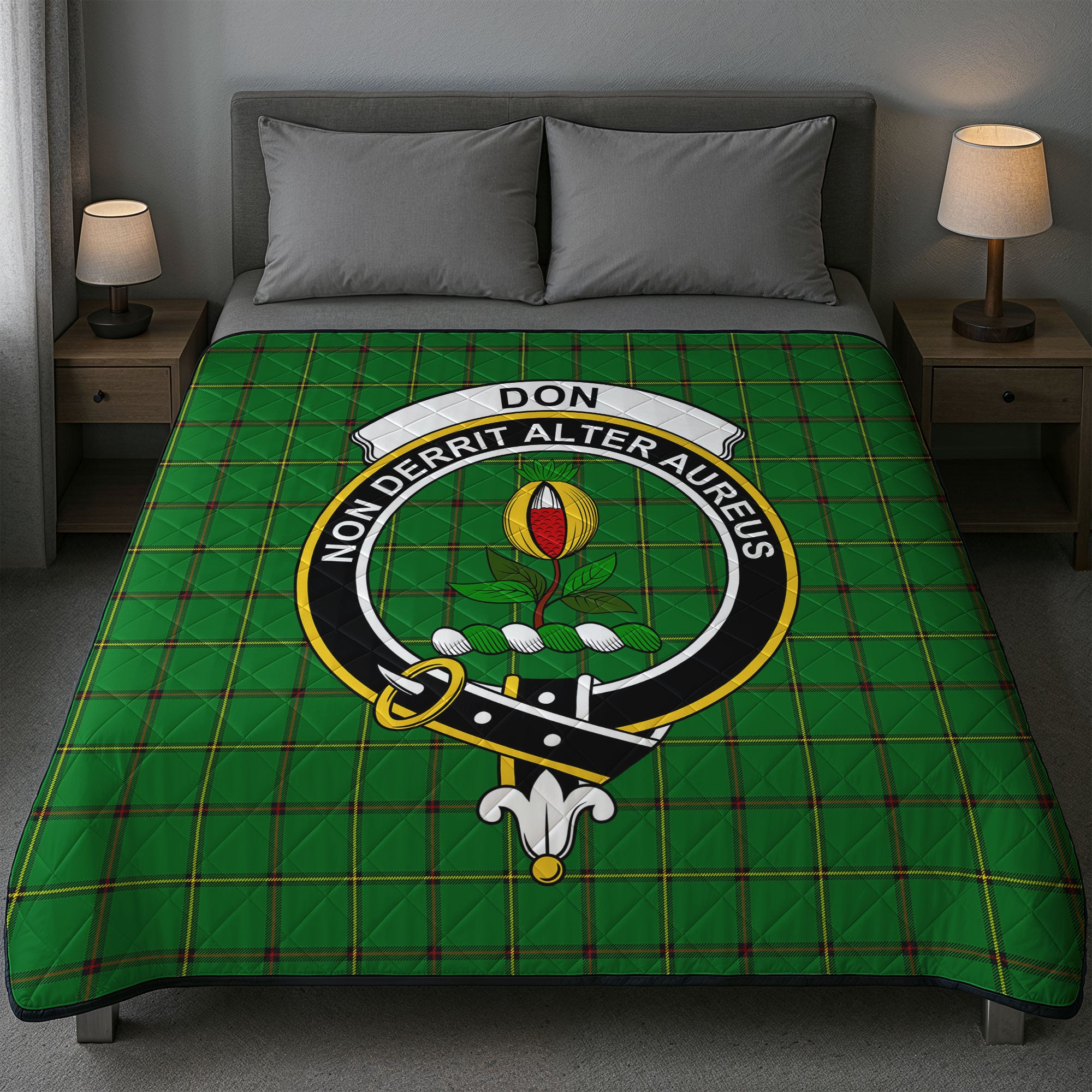 Don Tartan Crest Quilt