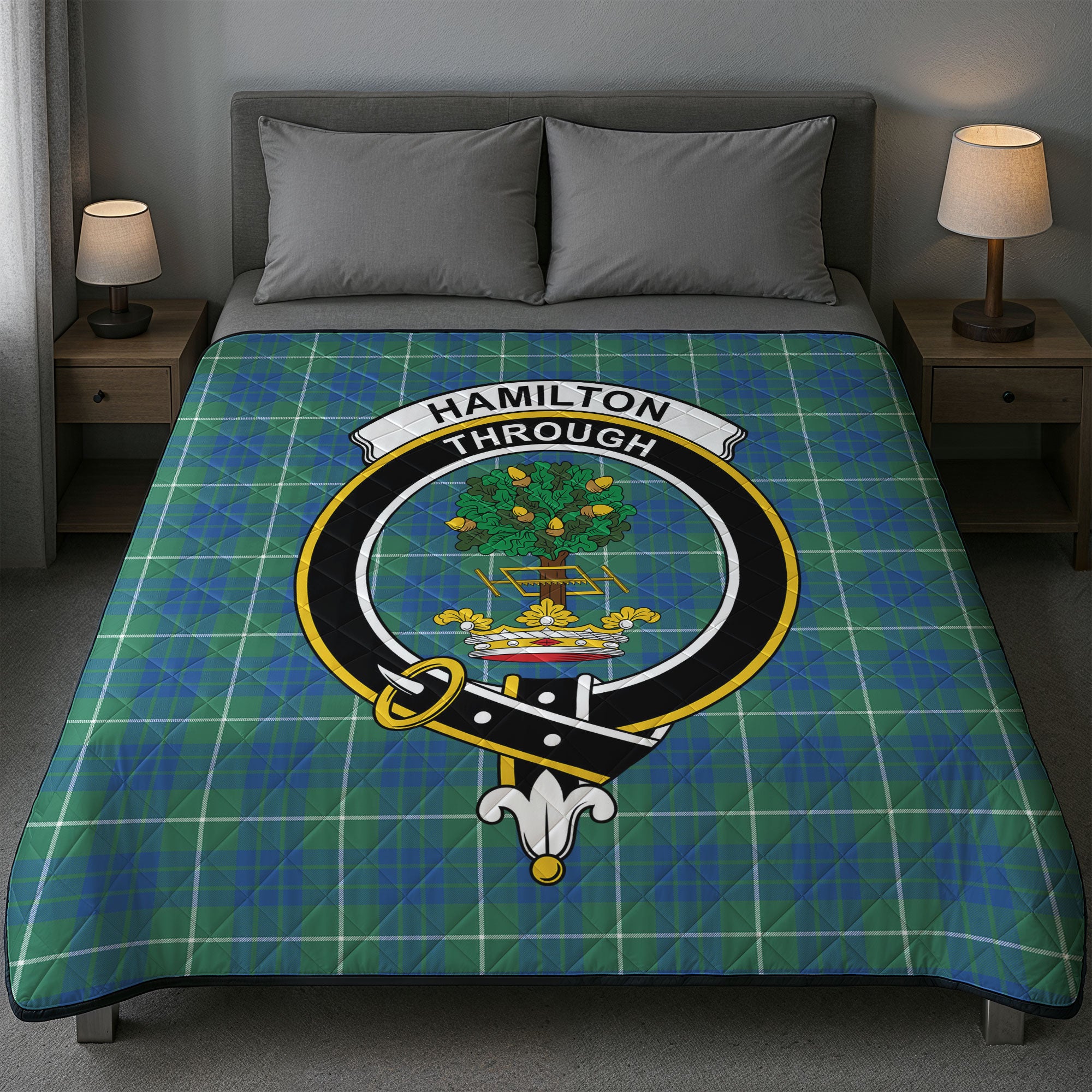 Hamilton Hunting Ancient Tartan Crest Quilt
