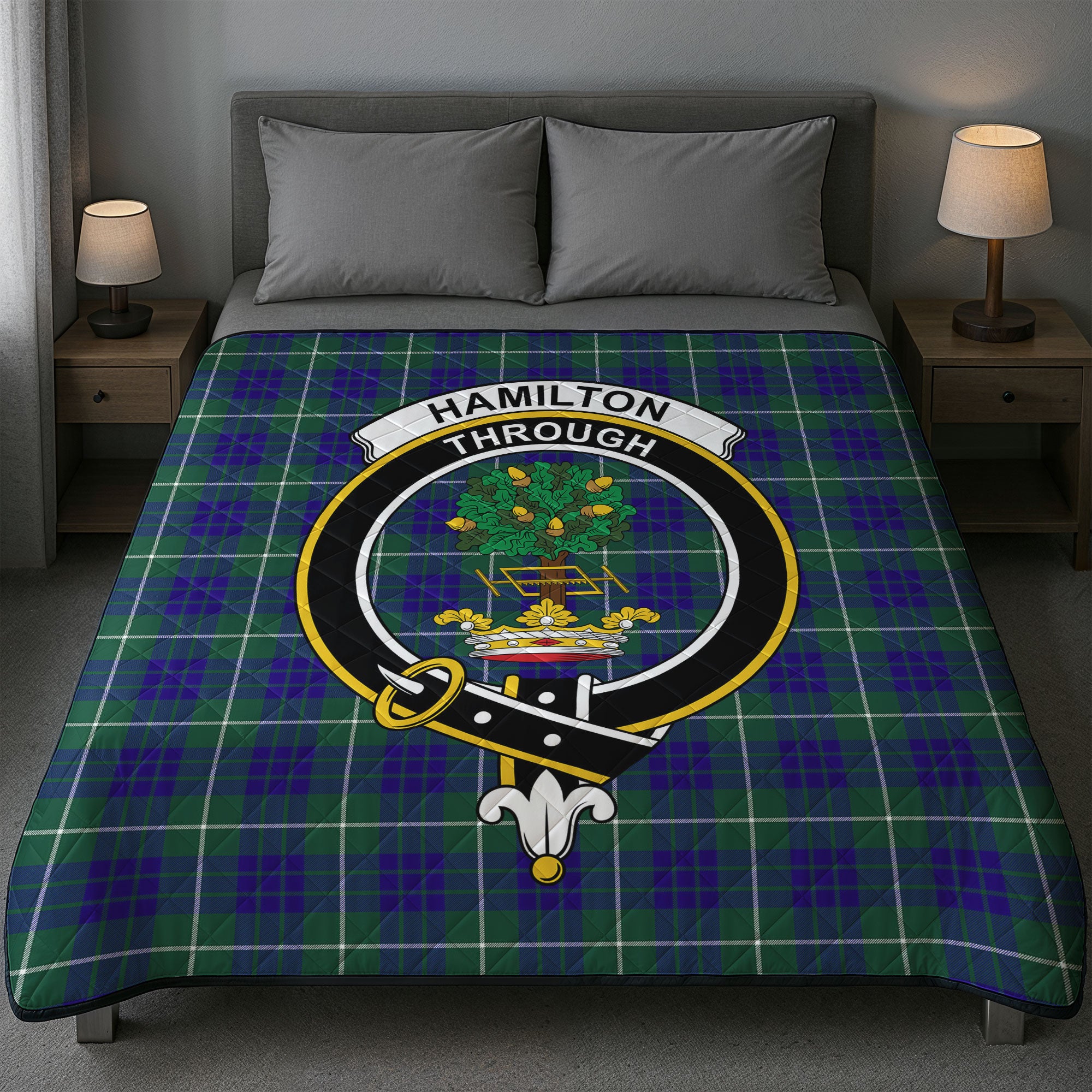 Hamilton Hunting Modern Tartan Crest Quilt