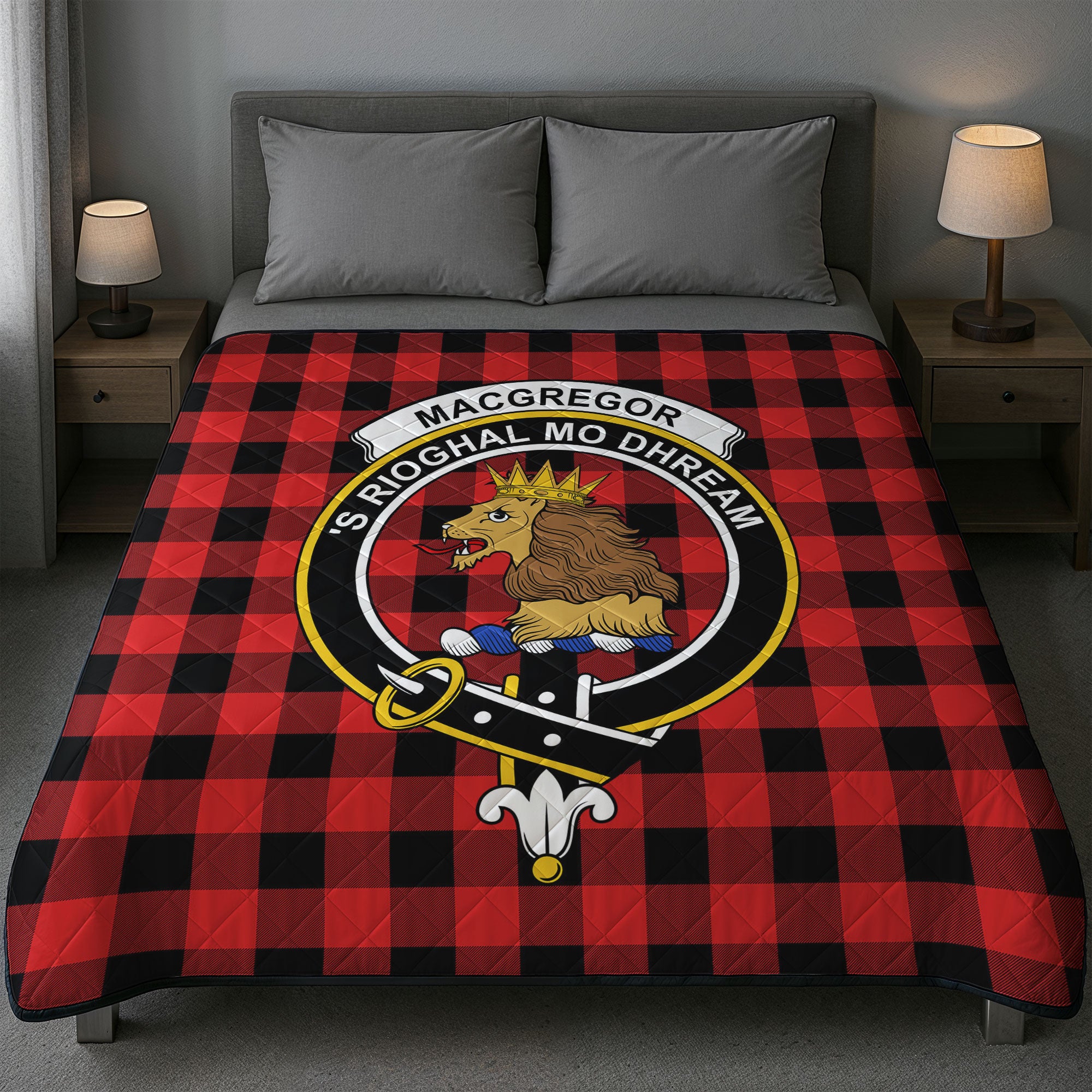 MacGregor Rob Roy Modern Tartan Crest Quilt