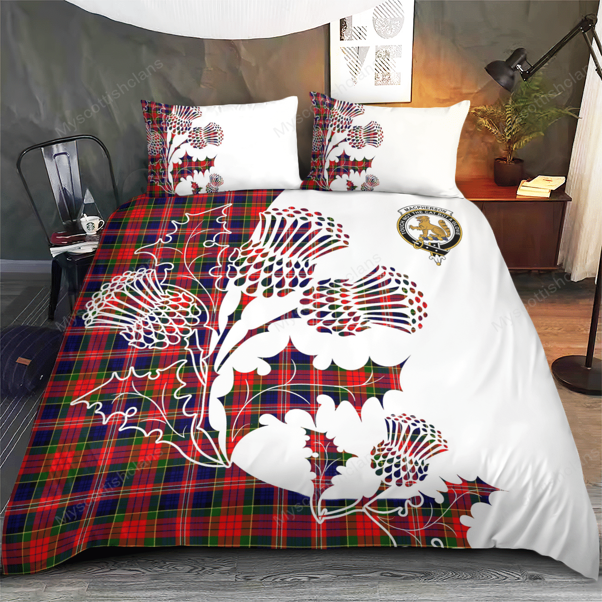 MacPherson Chief Tartan Crest Bedding Set - Luxury Style