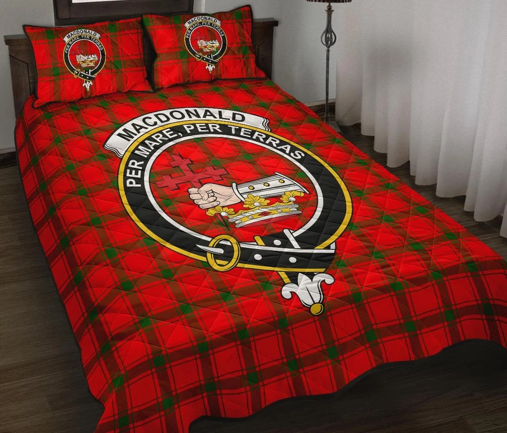 Macdonald of Sleat Tartan Crest Quilt Bed Set