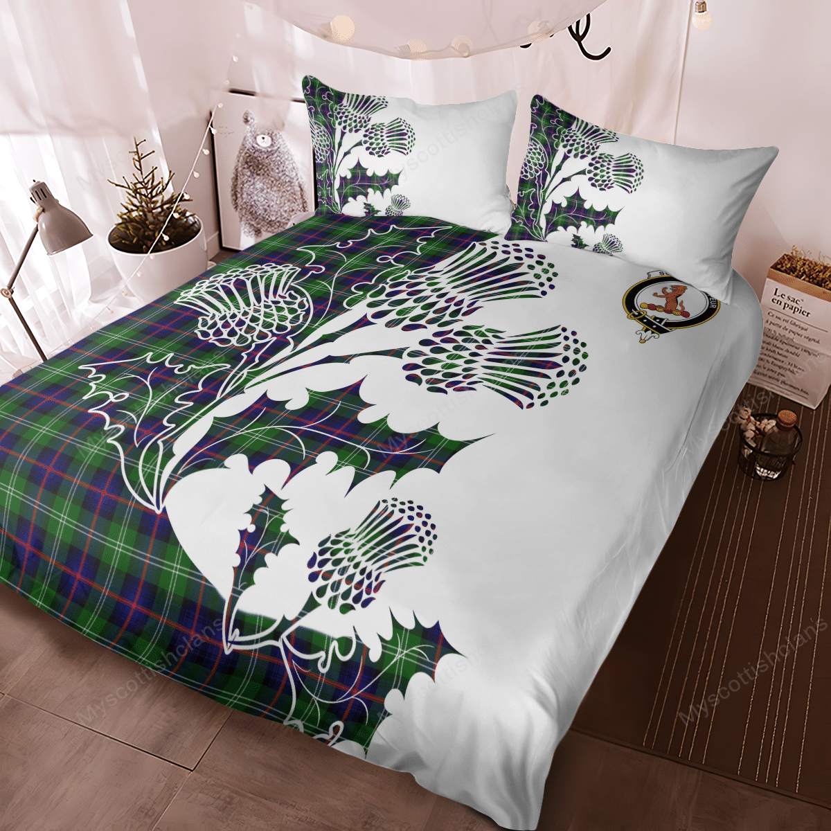 Sutherland II Tartan Crest Bedding Set - Thistle Style
